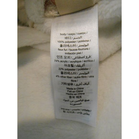 Pottery Barn Teen Leopard Faux Fur cream color Robe Size: One Size - Picture 11 of 11